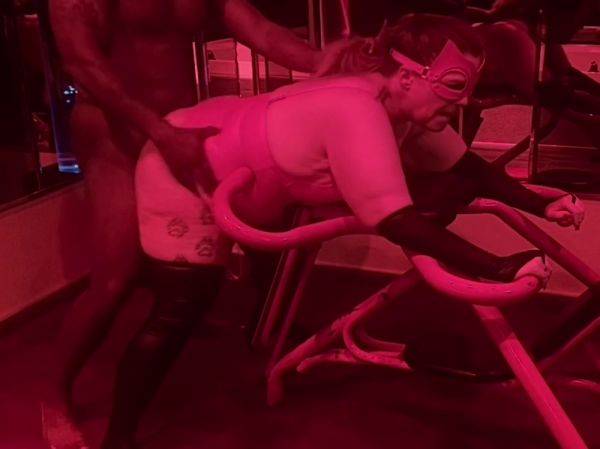 Slut Wifes Swing Club Adventures - tubepornclassic.com on poweredporn.com