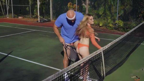 Kara Lee's Big Tit Outdoor Romance - 09.04.2019 - veryfreeporn.com on poweredporn.com