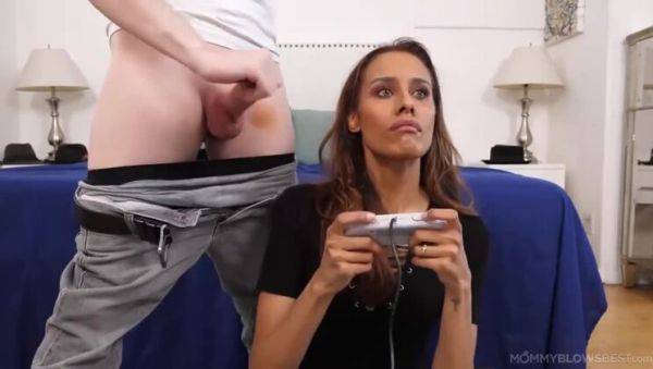 Kit Mercer, Lexi Luna, & Ryan Keely Star in All Star Moms 4 (2022) - porntry.com on poweredporn.com