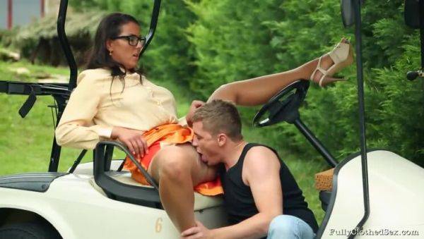 Valentina Ross: One Hole, One Epic Cumshot - xxxfiles.com on poweredporn.com