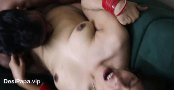 Horny Indian Fucking His Mature Desi MILF Maid While Home Alone Watching Porn - hotmovs.com - India on poweredporn.com