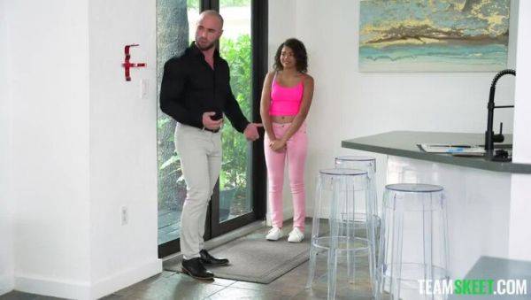 Brunette Babysitter's Joyride / 17.09.2021 - porntry.com on poweredporn.com