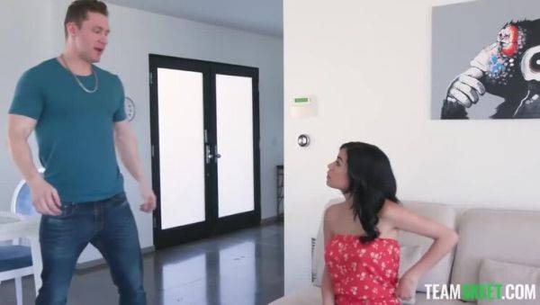 Savannah Sixx: A Rendezvous of Ample Bosoms - porntry.com on poweredporn.com