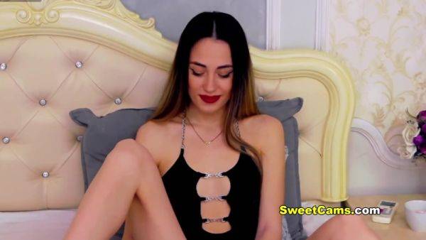 Charming Babe vibrate her sweet spot to orgasm - hclips.com on poweredporn.com