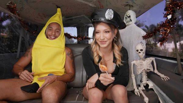 Halloween perversions lead blonde slut to insane interracial perversions - hellporno.com on poweredporn.com