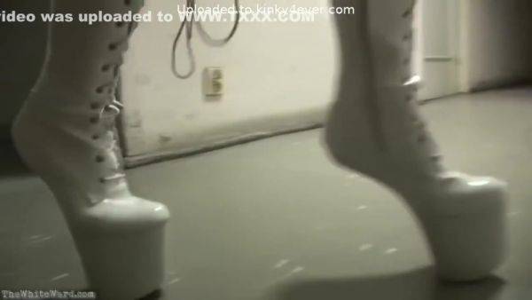 Zapped Pony Girl In Mental Institution - hotmovs.com on poweredporn.com