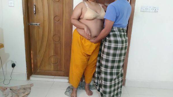 I Fucked My Stepmoms Saudi Horny Friend In Her Room While Cleaning House - Arab Sex - hclips.com on poweredporn.com