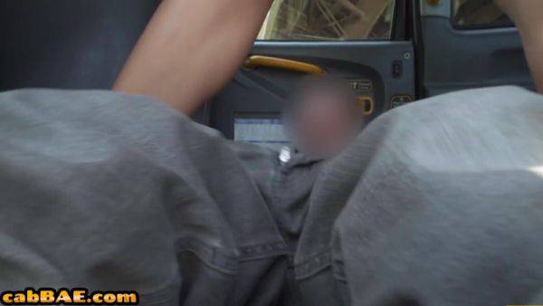 Busty tattooed babe in public taxi gets fucked outdoor - txxx.com on poweredporn.com