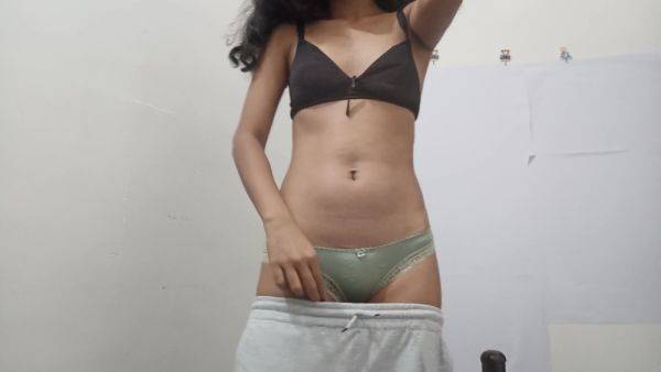 Beautiful Hands Free Female Orgasm! Girl Rubs Her Tits And Nipples And Cums Without Touching Clit - desi-porntube.com - India on poweredporn.com