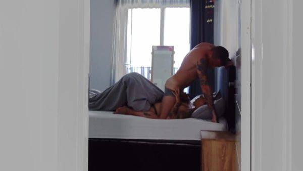 I Watch My Stepfather Fuck My Stepmom! - voyeurhit.com on poweredporn.com