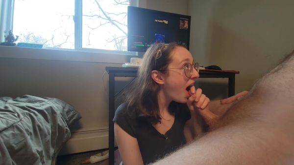 You Are Not Him Lol Step Sis Tries To Distract My Fortnite Game - hclips.com on poweredporn.com