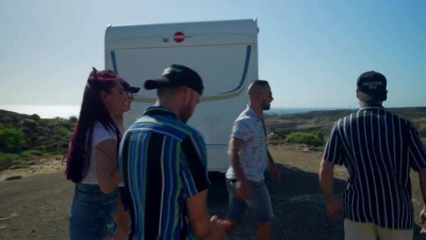 Out of sight, Queen and Lia continue to have fun! - hotmovs.com on poweredporn.com