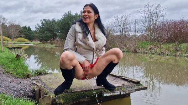 Risky Public Nudity And Peeing - upornia.com on poweredporn.com