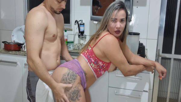 A Verdadeira Dona De Casa Lava , Passa E Cuzinha Para O Marido ..jhonny Hot1 7 Min - upornia.com on poweredporn.com