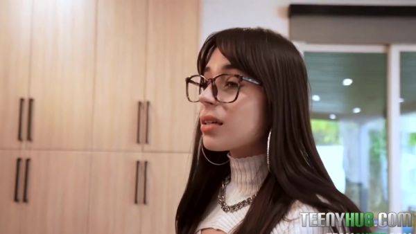 Ryan Driller And Aria Valencia - My Eager Assistant - hotmovs.com on poweredporn.com