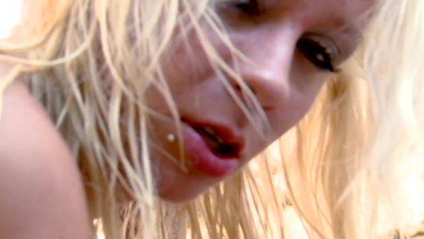 Outdoor 3some With Hot Blonde Slut On The Beach - HotEuroGirls - hotmovs.com - Spain on poweredporn.com