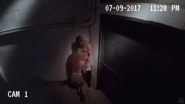 Mr And Mrs Wylde - The Alley - hotmovs.com on poweredporn.com