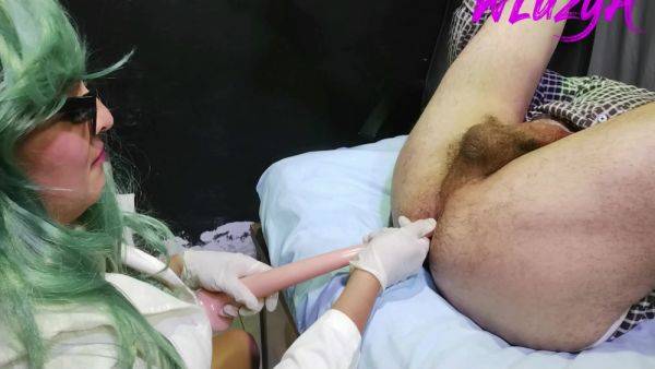 Doctor Performs Anal Exam Whith Long Dildo - videomanysex.com on poweredporn.com