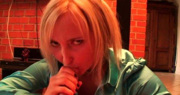 Nasty bombshell Paris Diamond gets wild cunt ride - drtuber.com on poweredporn.com