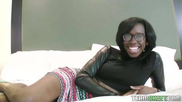 Ebony Jelly Sweets: Deepthroat & Facial POV - xxxfiles.com on poweredporn.com