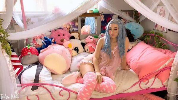 My stepsis is a Stupid Slutty Princess. Solo - porntry.com on poweredporn.com