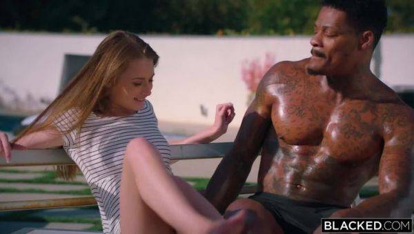 Right Place Right Time - porntry.com on poweredporn.com