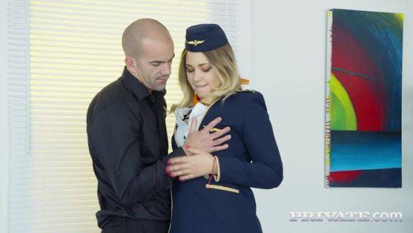 Selvaggia Flies High with Private Airlines - veryfreeporn.com on poweredporn.com