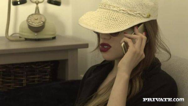 Round Ass Milf Dani Daniels Cleans the Cum off a Fat Cock - veryfreeporn.com on poweredporn.com