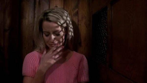 Sienna - porntry.com on poweredporn.com