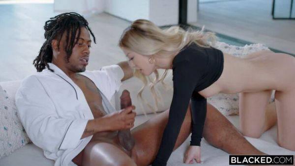 So Deep. - porntry.com on poweredporn.com