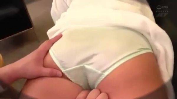 07658,A woman who is fucked and writhes in agony - txxx.com on poweredporn.com