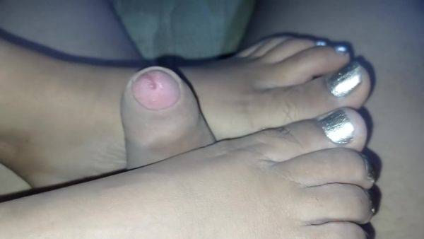 Fol Ndo A Mi Cunada Morena Culona De Grandes Tetas En La Cama De Mi Esposa - desi-porntube.com - India on poweredporn.com