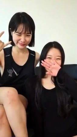 Amateur Asian teen sucks this big hard cock - drtuber.com on poweredporn.com