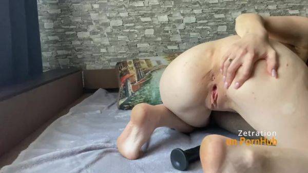 Zetration - Jeg Vil Hoppe Pa Min Pik Efter At Have Lavet En Twerk - upornia.com on poweredporn.com