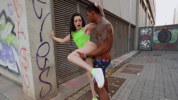 Strong black cock grants thin amateur babe best public anal - hellporno.com on poweredporn.com