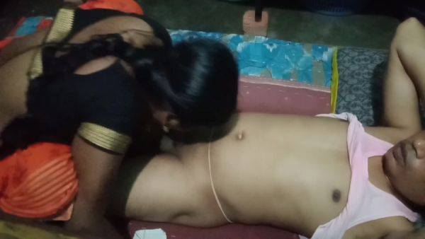 Desi Village Aunty Lover Ki Shath Chudai Kiya Night Me Indian Sex Video - desi-porntube.com - India on poweredporn.com