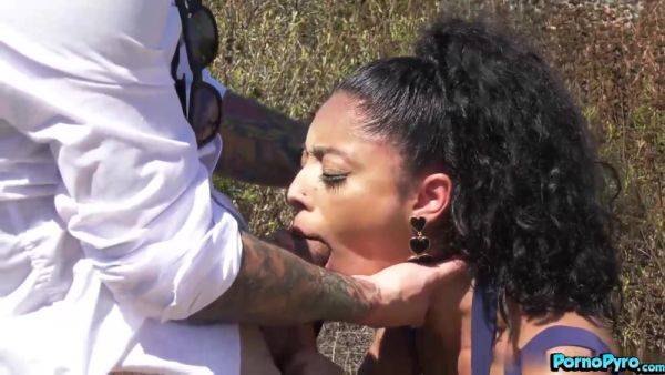 Jada Doll - Cute Skinny Black Babe Bangs A Hot Stranger - hclips.com on poweredporn.com