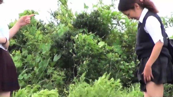 Pissing japanese teens - drtuber.com - Japan on poweredporn.com