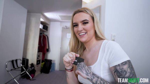 The Housekeepers New Life - Daddypounds - videomanysex.com on poweredporn.com