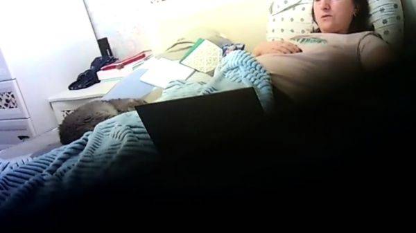 Stepmom watching porn and masturbating (hidden cam) - drtuber.com on poweredporn.com