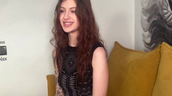 Teen 18+ Babysitter Was Late For Work For Which She Was Fucking In A Tight Pussy - videomanysex.com - Russia on poweredporn.com