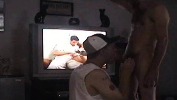 Str8 sucked by DILF while watching porn - drtuber.com on poweredporn.com