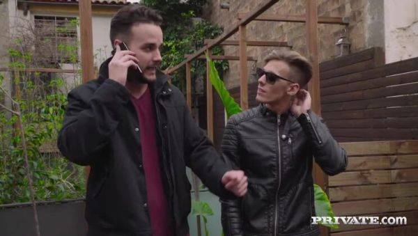 Bubble Butt Ebony Noemilk Takes Two Huge Cocks - porntry.com on poweredporn.com