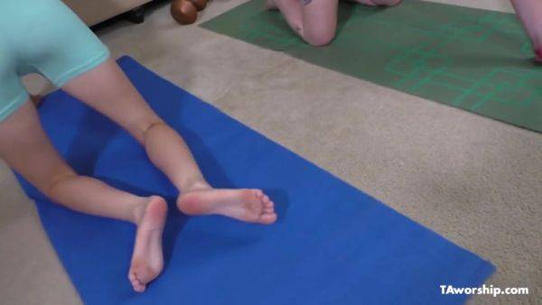 Lily Loves Ayukos Feet Foot Worship - Taworship - hotmovs.com on poweredporn.com