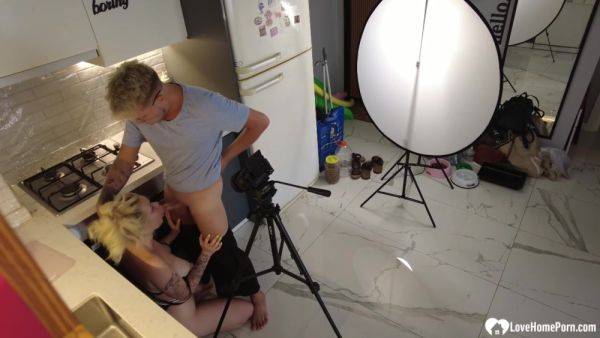 Photoshoot Turned Into Me Fucking The Model - voyeurhit.com on poweredporn.com