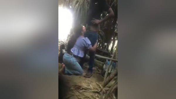 Sri Lankan Cople - hclips.com - Sri Lanka on poweredporn.com