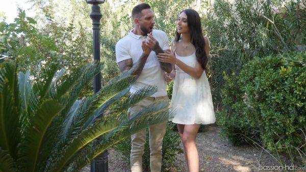 Brunette bends booty for mind-blowing doggy style - xbabe.com on poweredporn.com