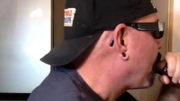 IR gaydaddy assfucked after gloryhole BJ - drtuber.com on poweredporn.com