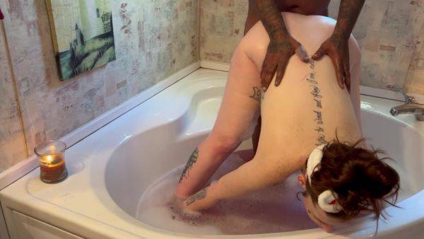 Thick White Slut Finesse4k Gets Bathtub Backshots From Bbc Bossman4k - upornia.com on poweredporn.com