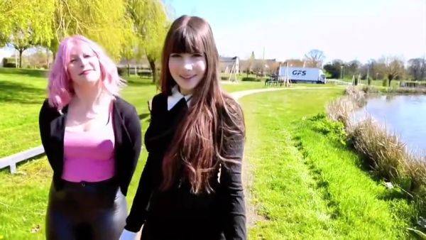 Vicky Francesa De 37 Anos, Ama Las Sorpresas Preparadas Por Luna - videomanysex.com - France on poweredporn.com